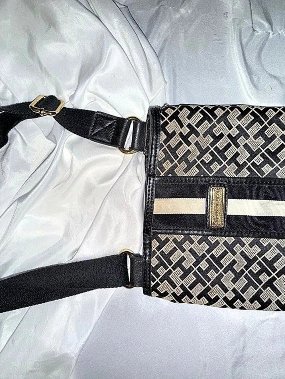 Tommy Hilfiger Geometric Crossbody Bag in Black & Beige